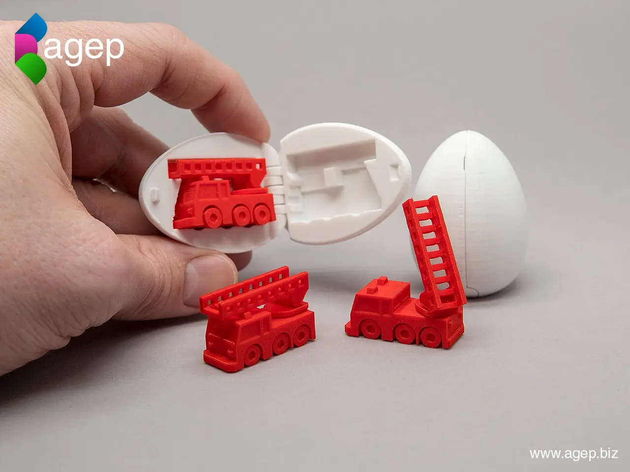 Surprise Egg #5 - Tiny Fire Truck — modelo 3D