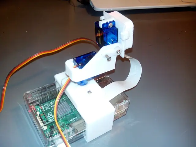 Raspberry Pi Camera Tilt Mount — modelo 3D