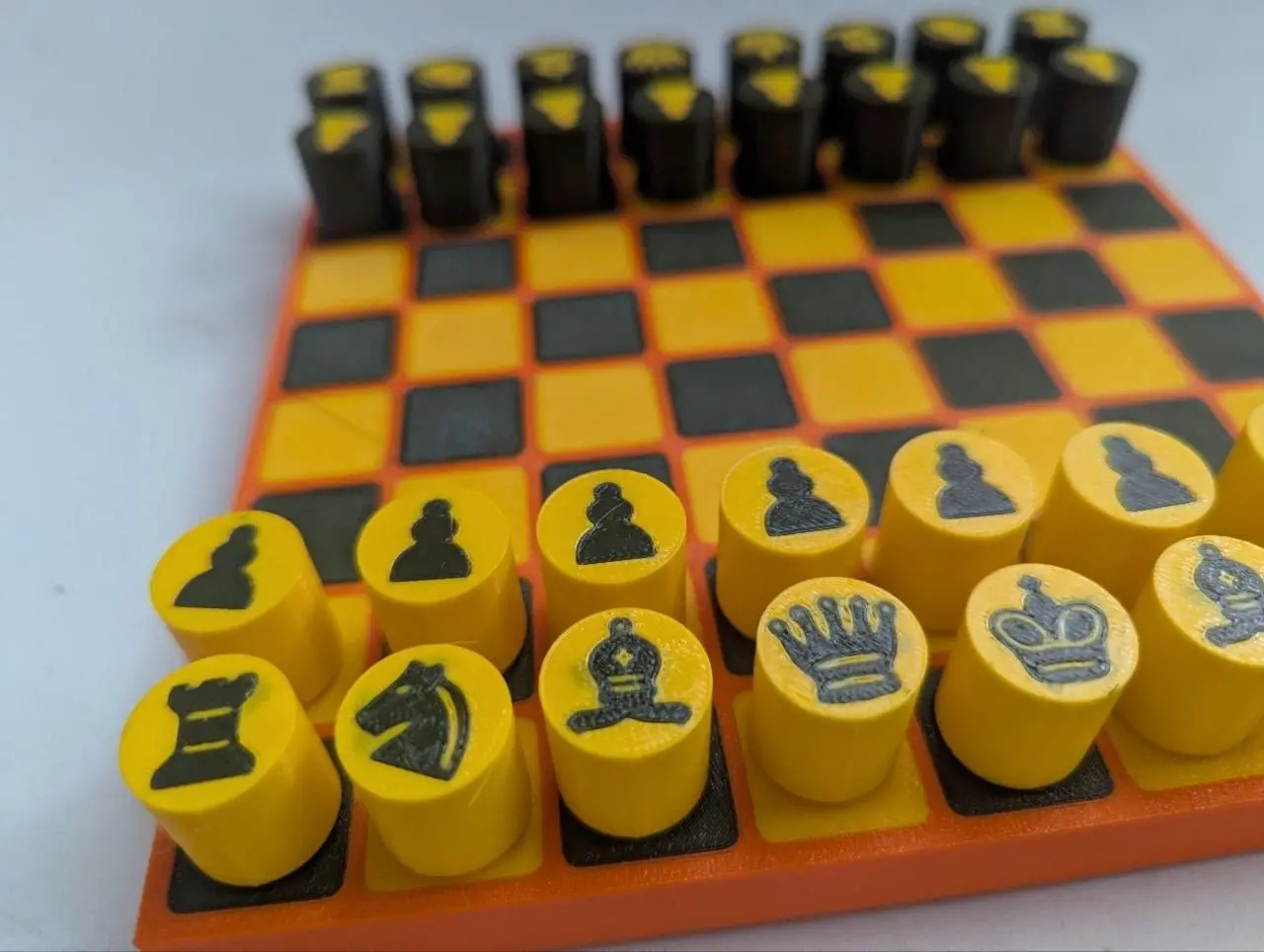 Compact Folding Chess Set — modelo 3D