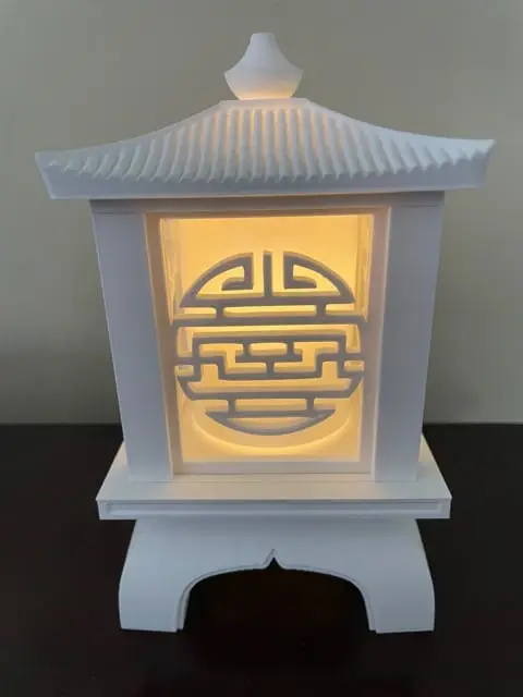 Japanese Garden Lantern with Swappable Panels — modelo 3D