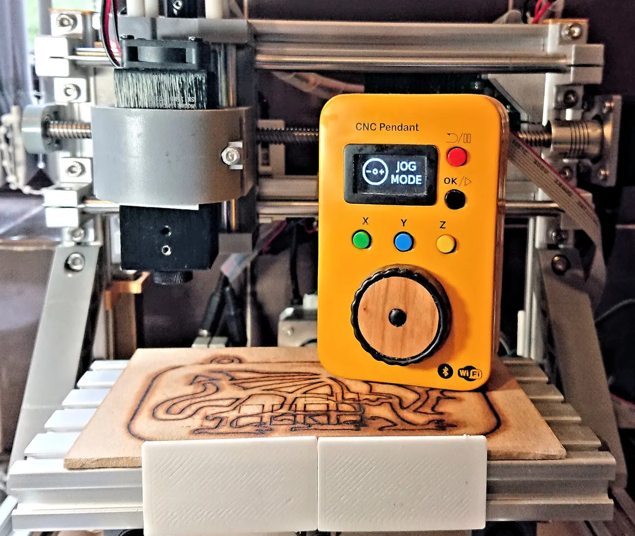 GRBL CNC Pendant with Bluetooth — modelo 3D
