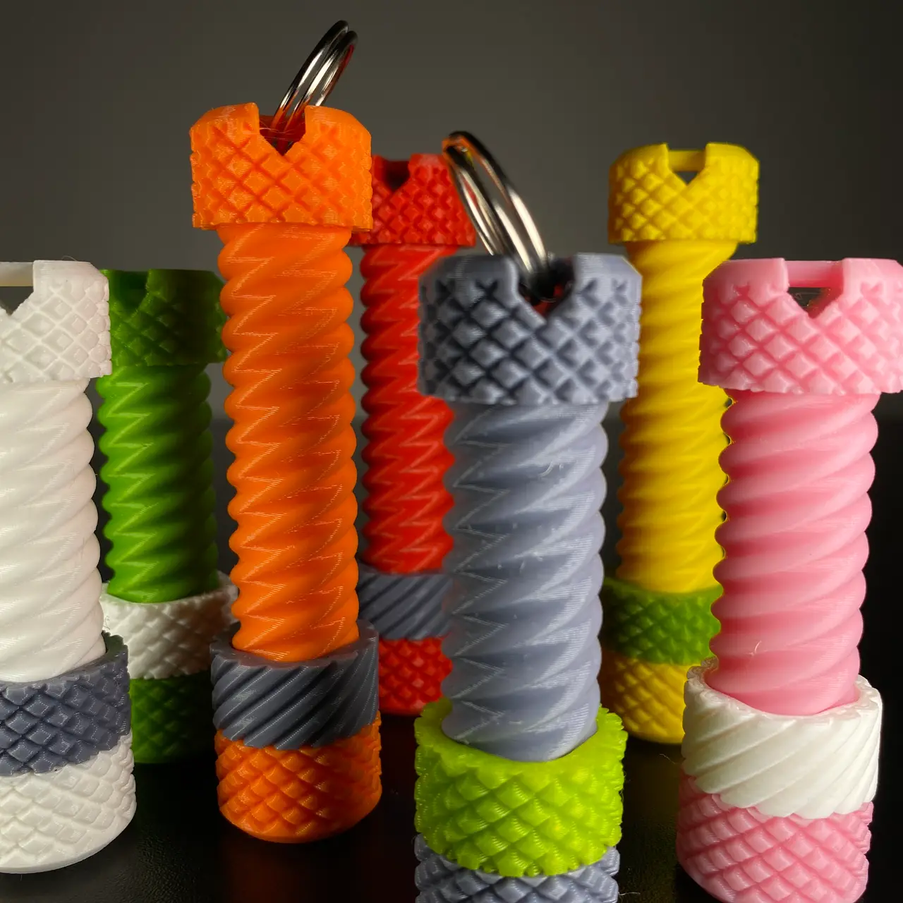 Knurled Fidget Bolt Keychain — modelo 3D