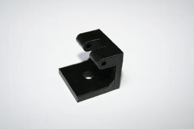Logitech C270 Tripod Mount — modelo 3D