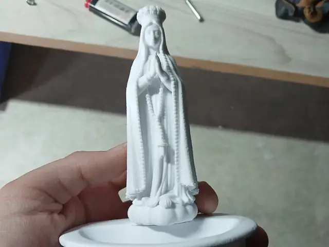 Suporte para água benta de santa — modelo 3D