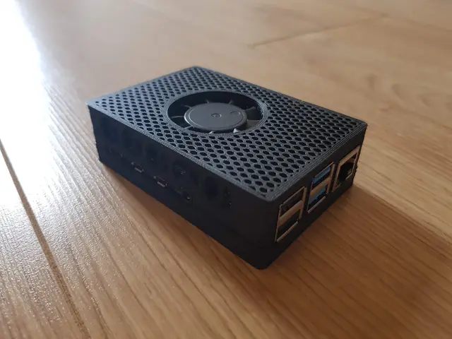 Raspberry Pi 4 case (40mm fan) — modelo 3D