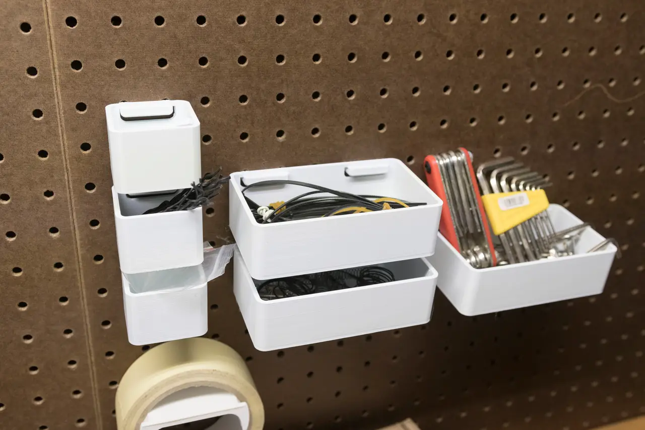 Peg Anything // Removable Containers — modelo 3D