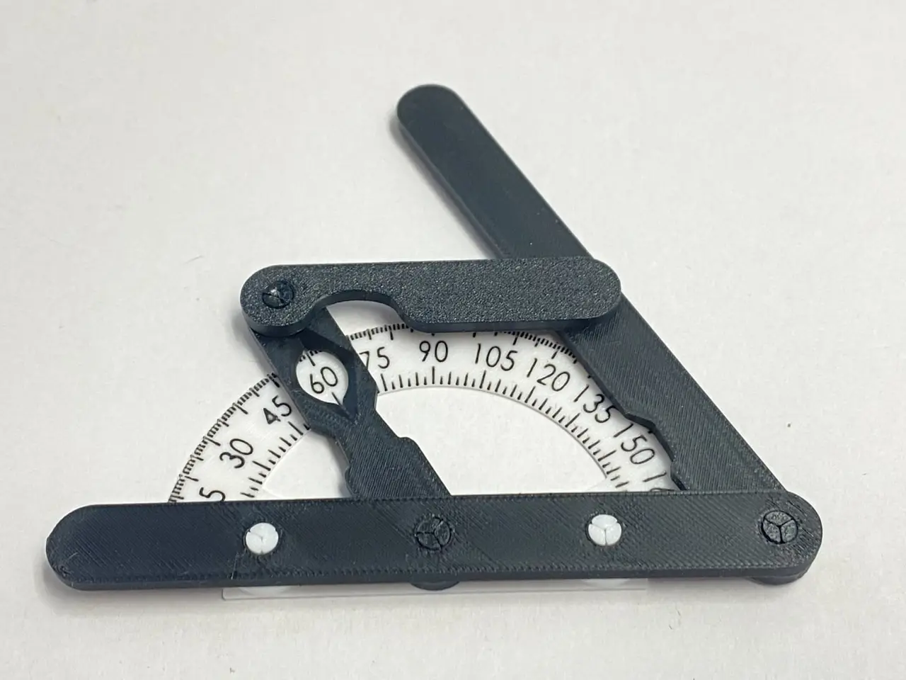 Corner Protractor with more accurate scale and snap-fit — modelo 3D