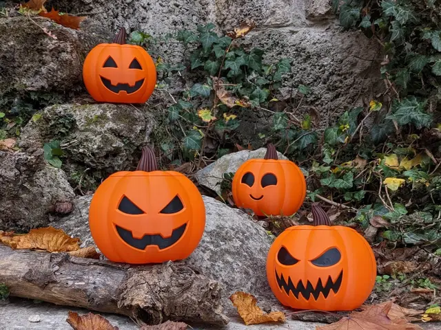 Vase mode Jack-o'-lantern - Halloween pumpkin lamp — modelo 3D
