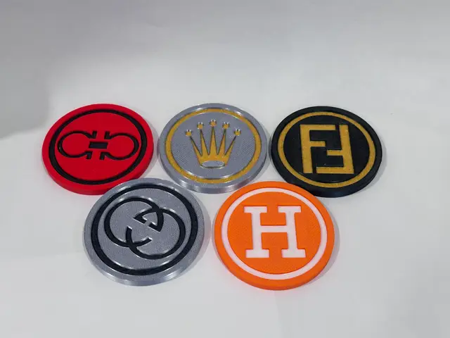 Drink Coasters Fendi Ferragamo Fendi Gucci Hermes — modelo 3D