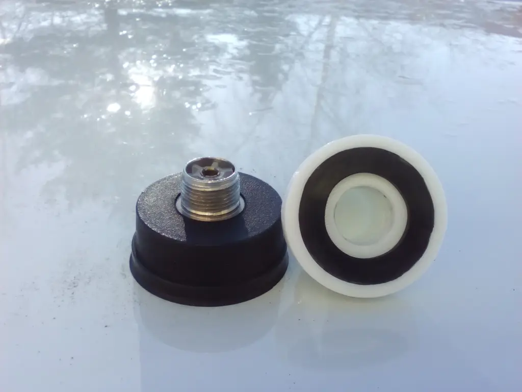 Antenna mount cap (SO-239) — modelo 3D