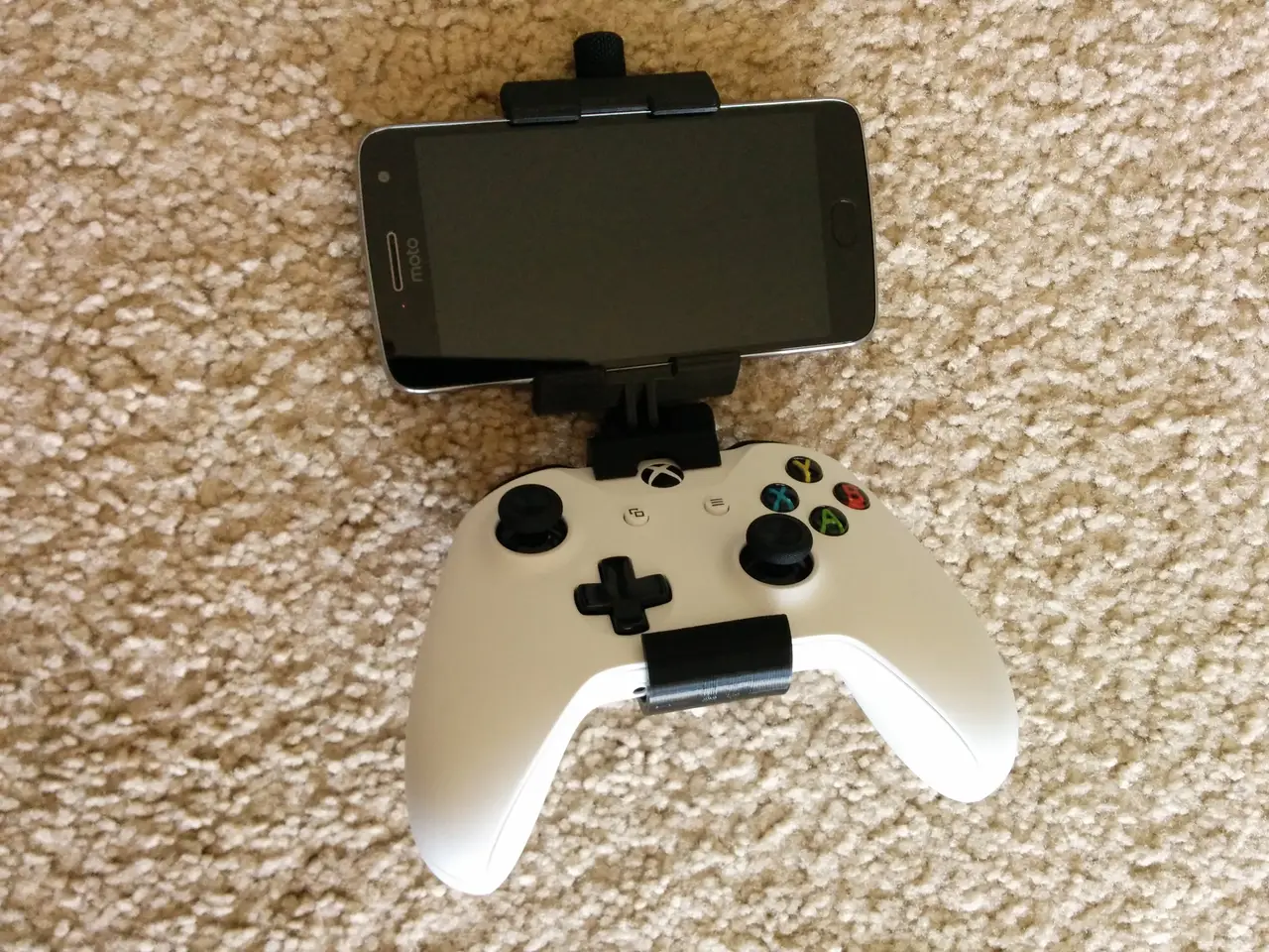 Xbox One S Controller Phone Mount with Modular Mounting System — modelo 3D