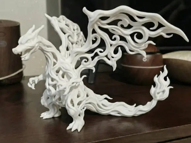 Charizard Elemental: Voronoi Art Edition — modelo 3D