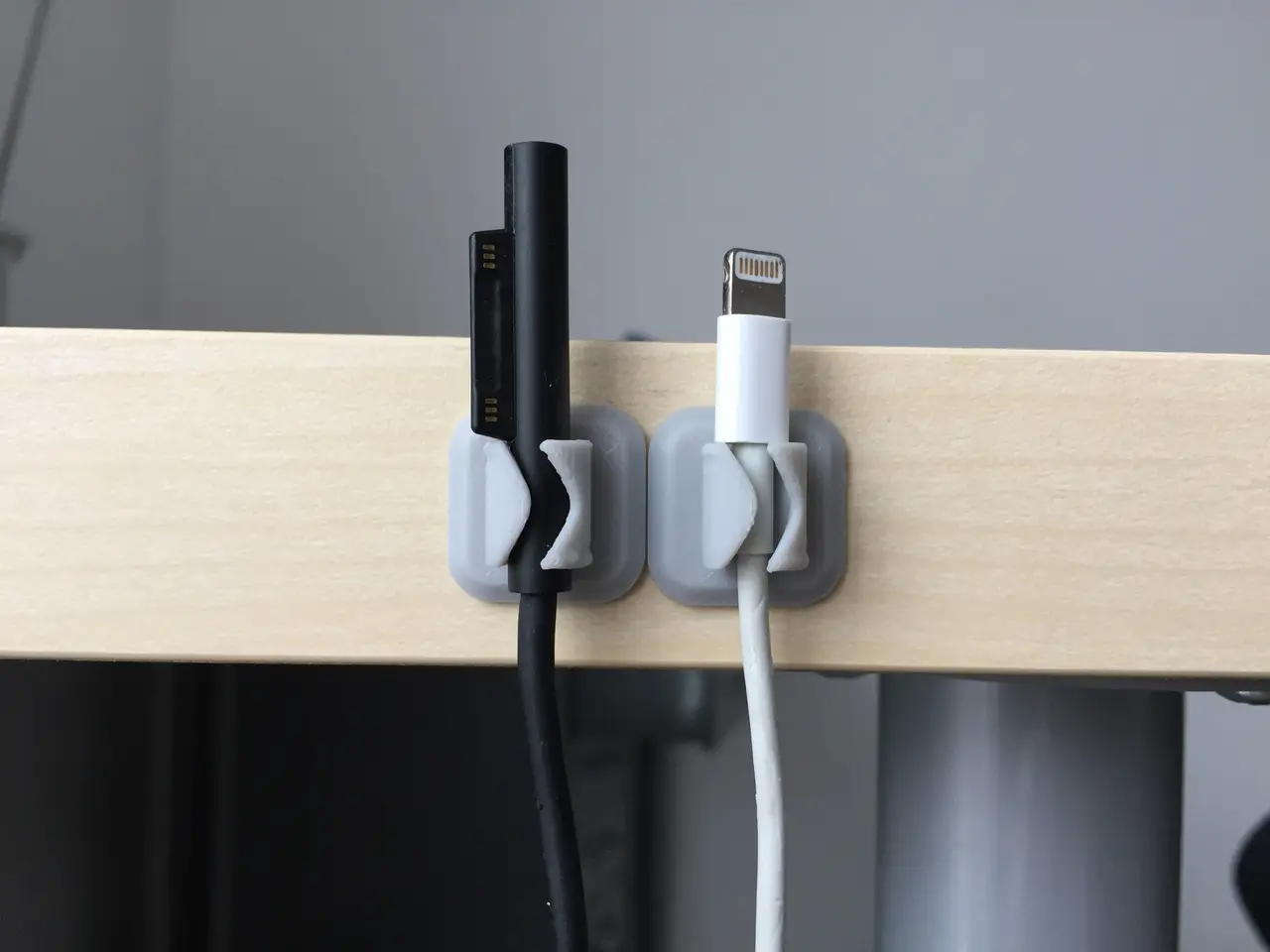Cable Holder — modelo 3D