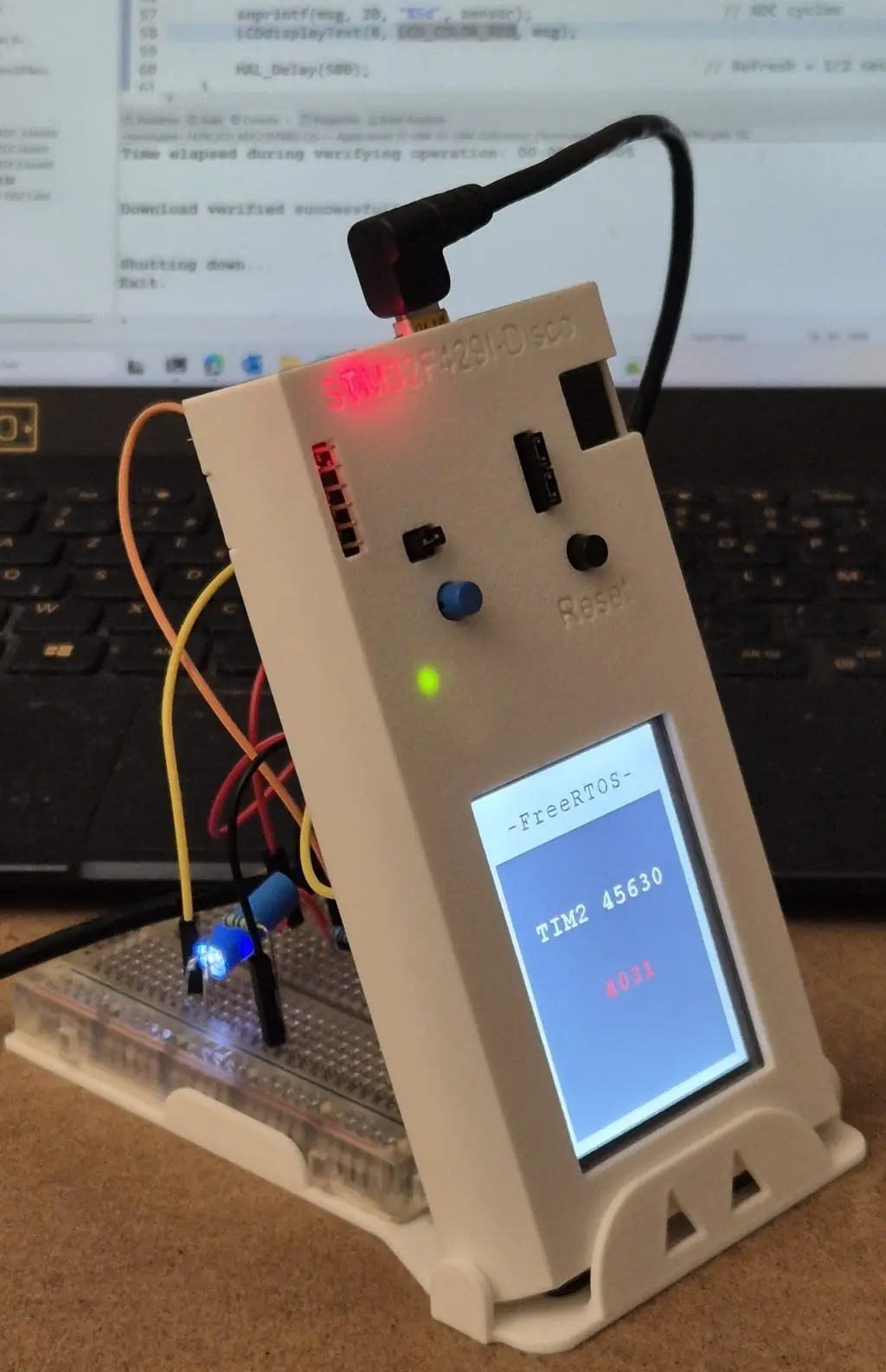 Casing and Stand for STM32F429I-Disco board — modelo 3D