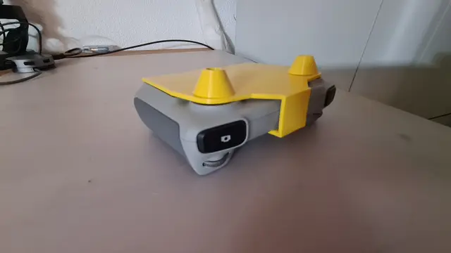 DJI RC (DJI Mini 3 Pro) controller cover — modelo 3D