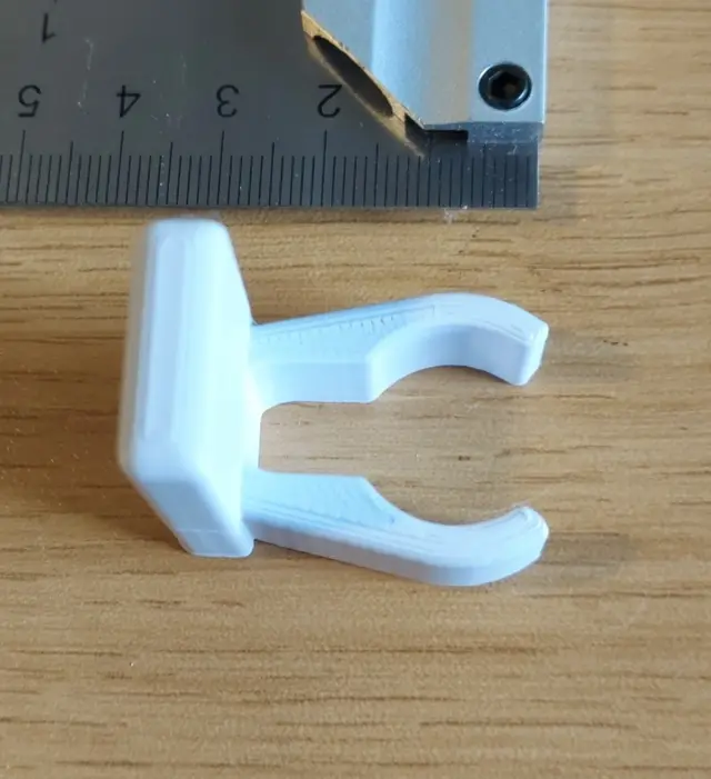 holder for winding the microphone cable round a 20mm-diameter pole — modelo 3D