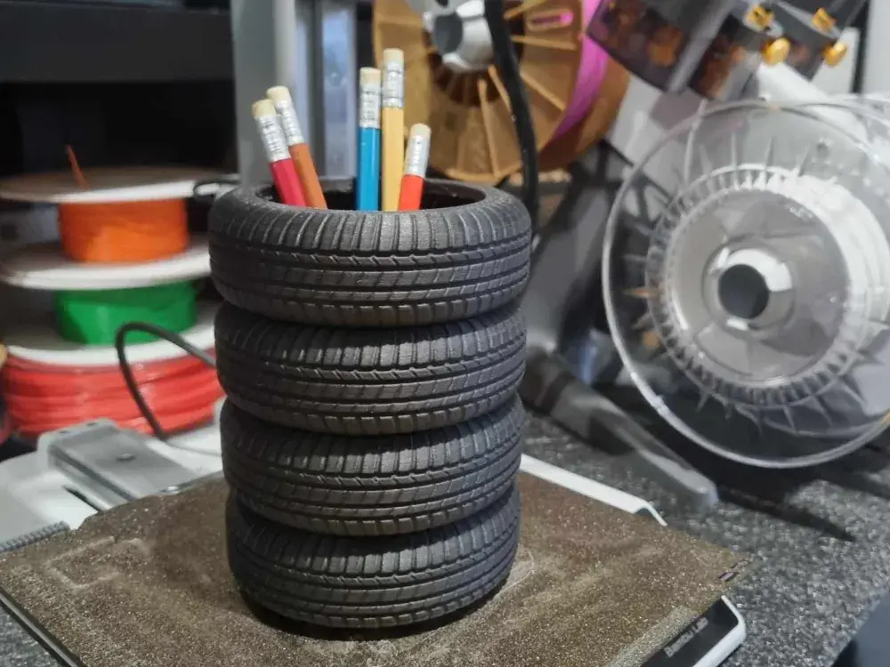 Tire pen organizer (Zeciortech TireStyle collection) — modelo 3D
