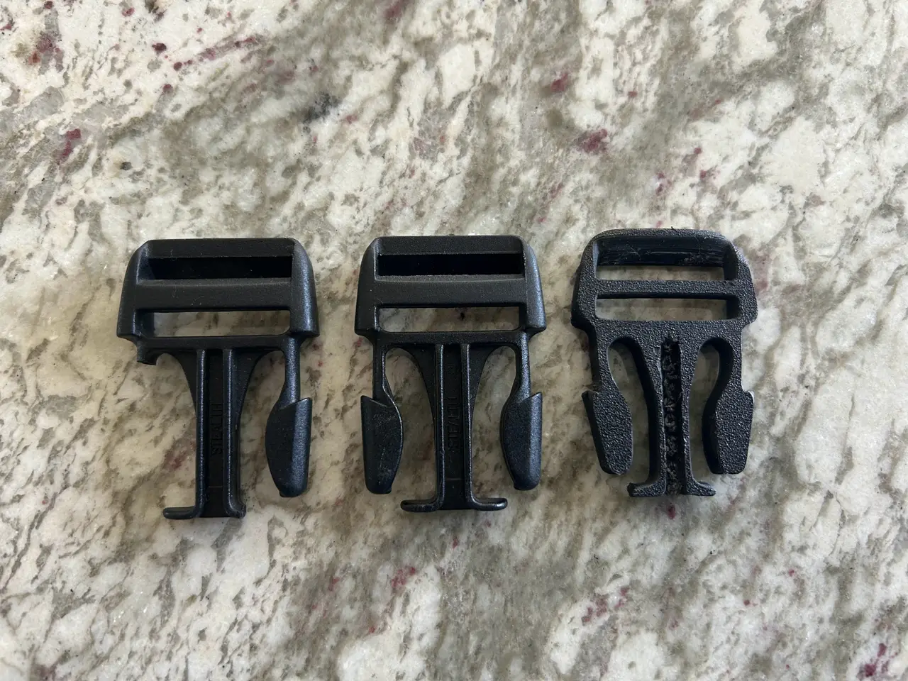 duraflex male stealth buckle for 1" webbing — modelo 3D