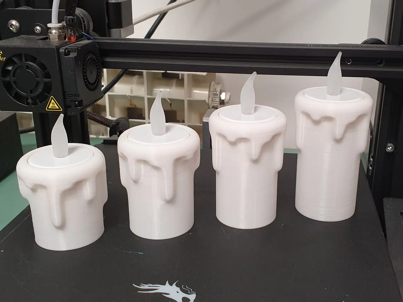 Melting candle tea light holder — modelo 3D