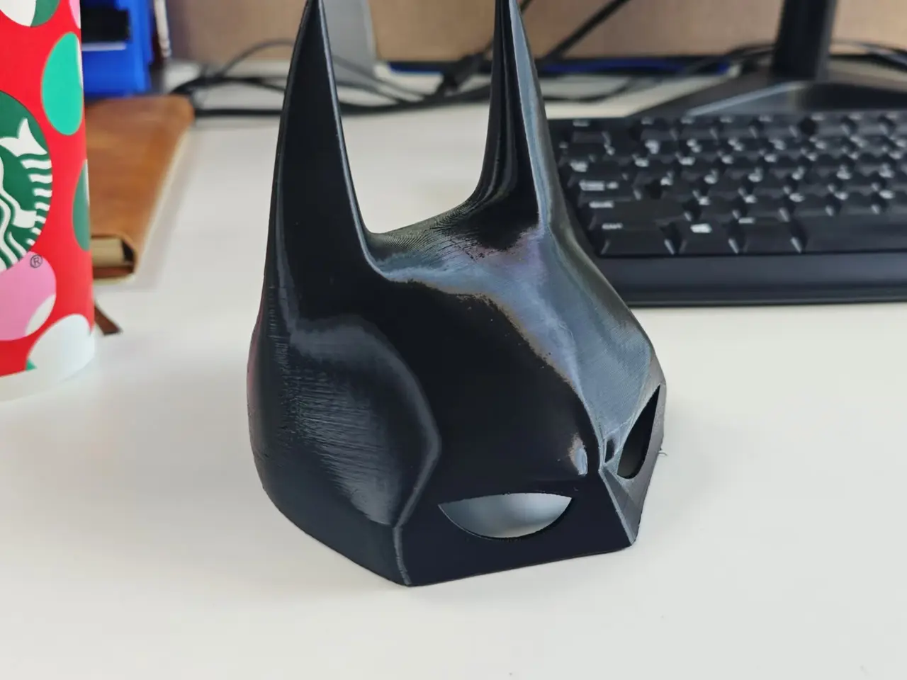 蝙蝠侠猫猫头盔 — modelo 3D