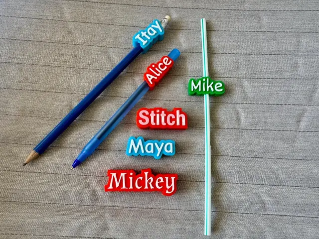 Customizable Name Topper (Pencil/Straw/Drawstring) — modelo 3D