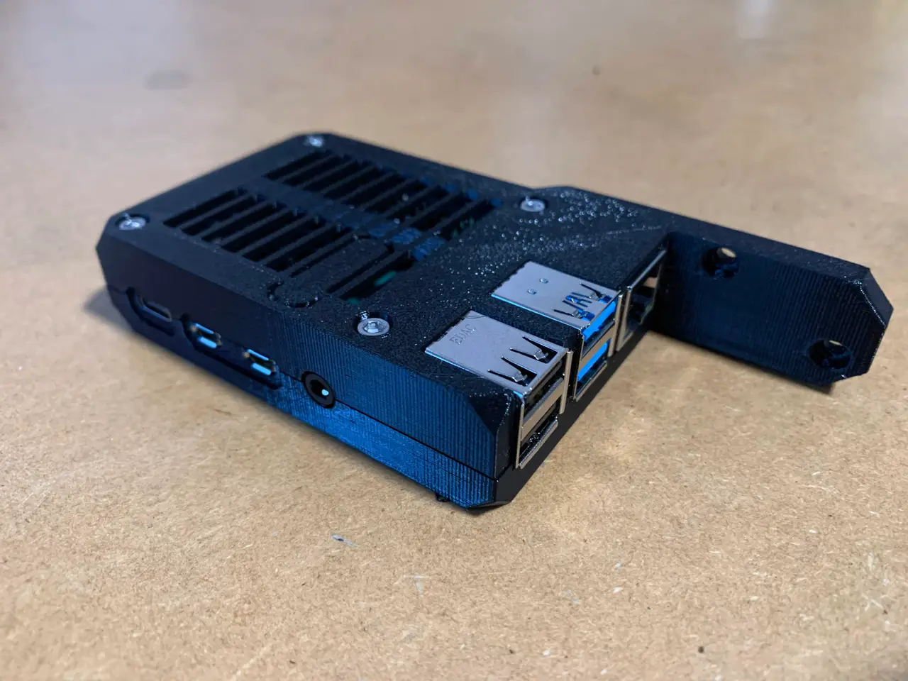 Raspberry Pi4 case for Prusa MK3 — modelo 3D