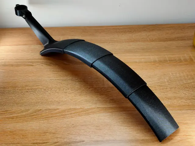 Telescopic bike fender — modelo 3D