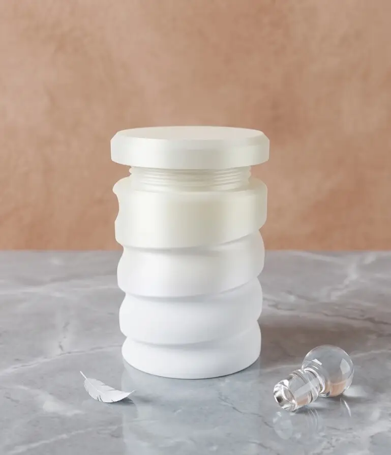 🧴 Modern Spiral Threaded Storage Jar — modelo 3D