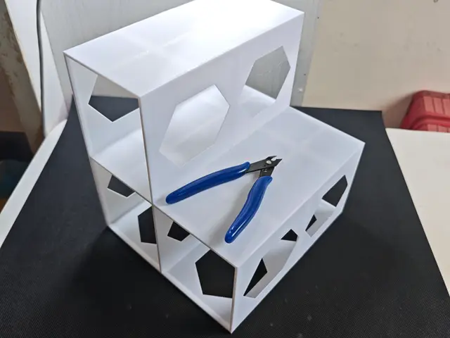 超级大 省料 开放柜子 置物架 展示阁层架子 阁层 错层 手办展示架 — modelo 3D