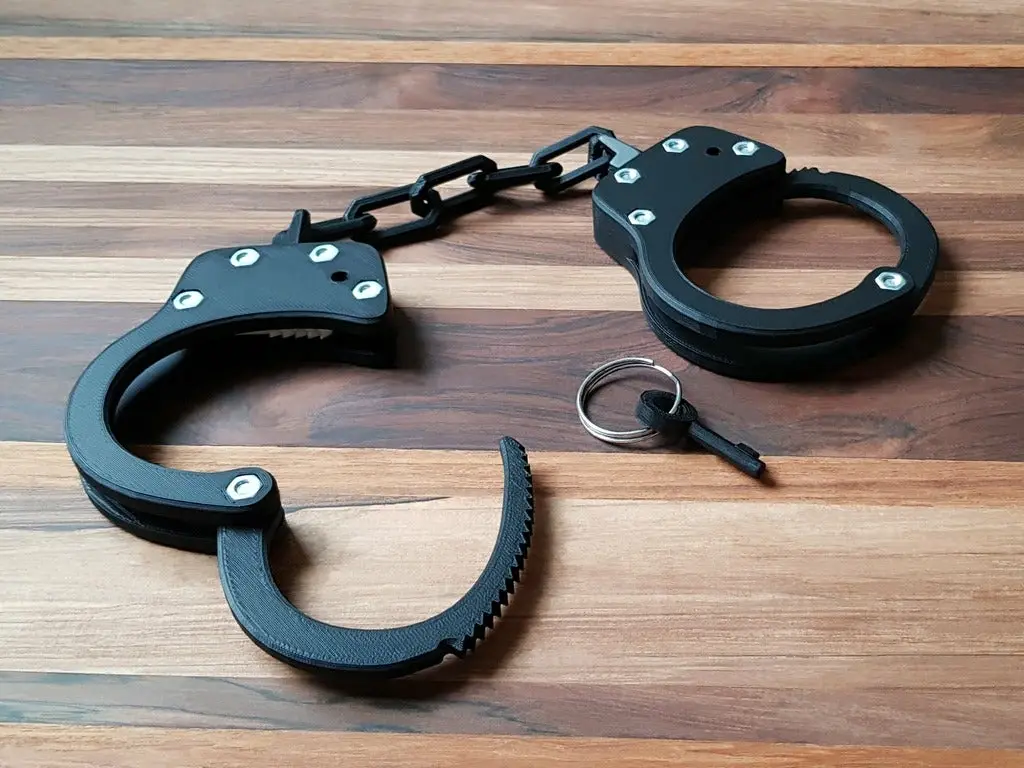 Handcuffs — modelo 3D