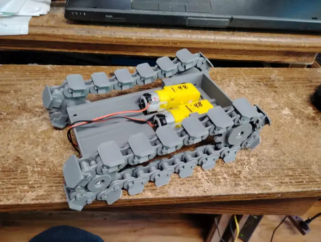 Track links for 3d printed roller chain and motorized frame. — modelo 3D