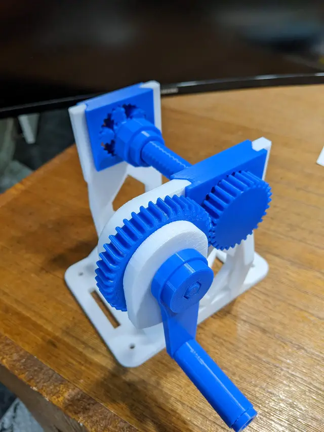 MUCH Improved Spool Winder - Helical Gears — modelo 3D