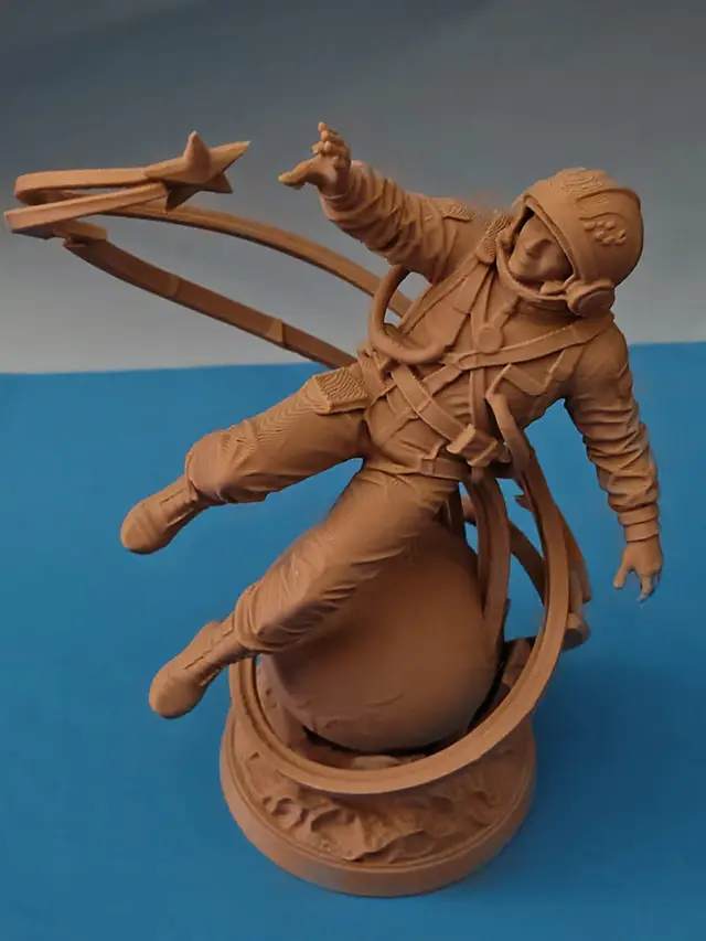 Iconic Yuri Gagarin Spacewalk Figurine — modelo 3D