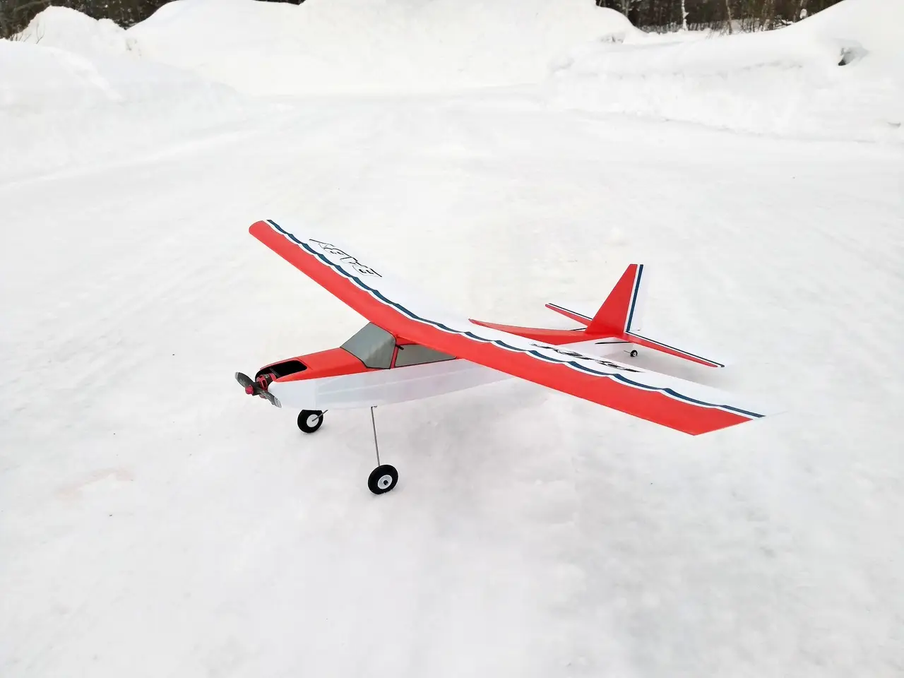 Pilot Baby - 3D Printable Vintage RC Sports Model Reproduction. — modelo 3D
