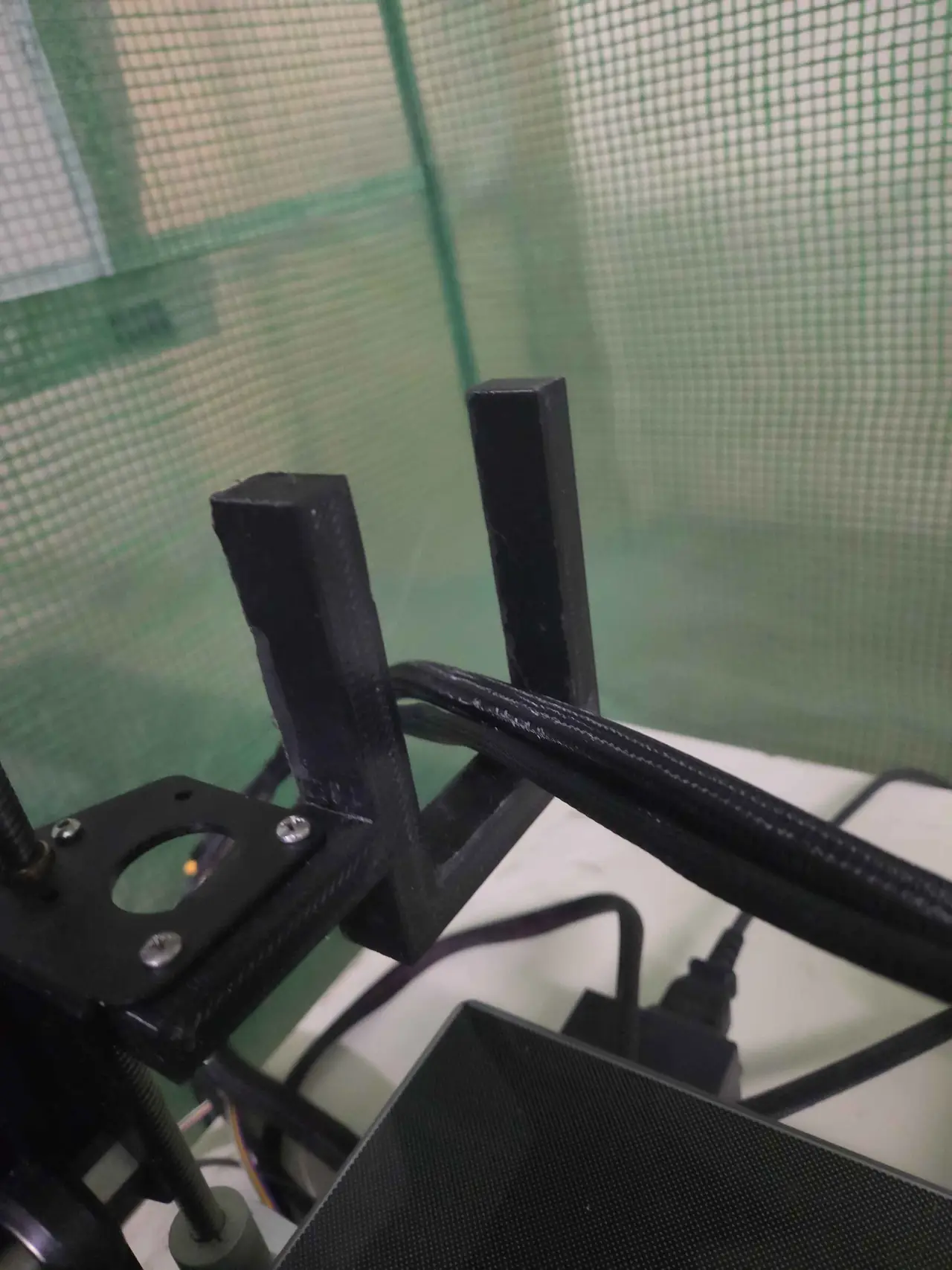 Direct Drive Extruder Cable Holder v2 — modelo 3D