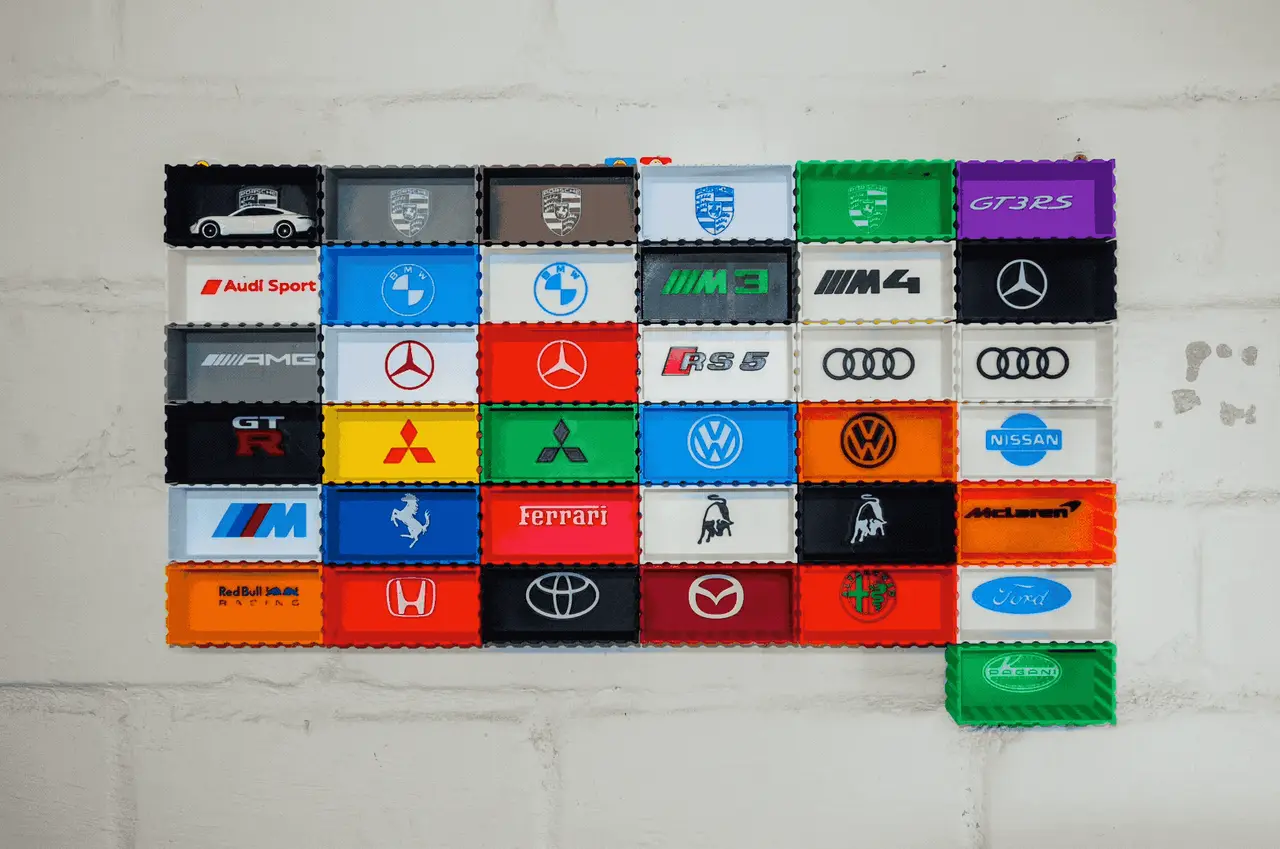 1:64 Modellauto Display & Keyholder — modelo 3D