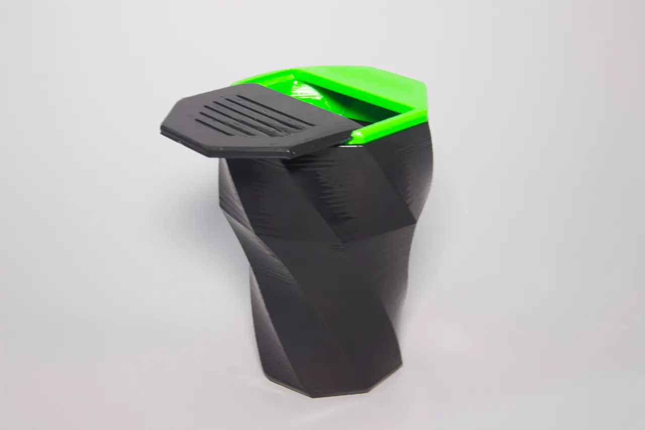 Car Can // Cupholder Trash Container — modelo 3D
