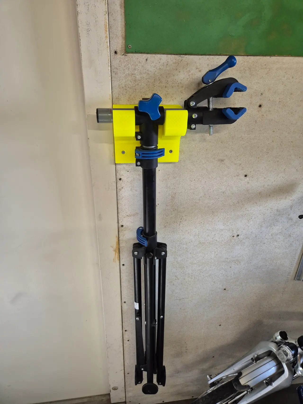 Lidl bike Mounting stand hanging block — modelo 3D