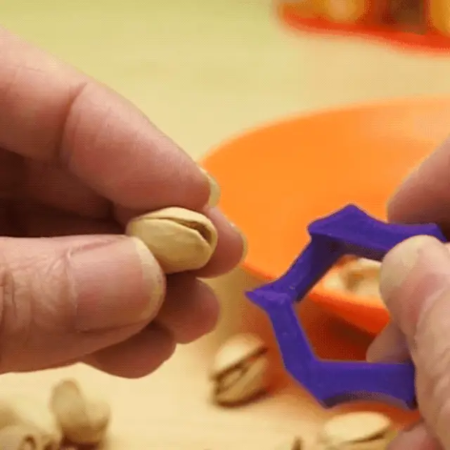 Pistachio Opener — modelo 3D