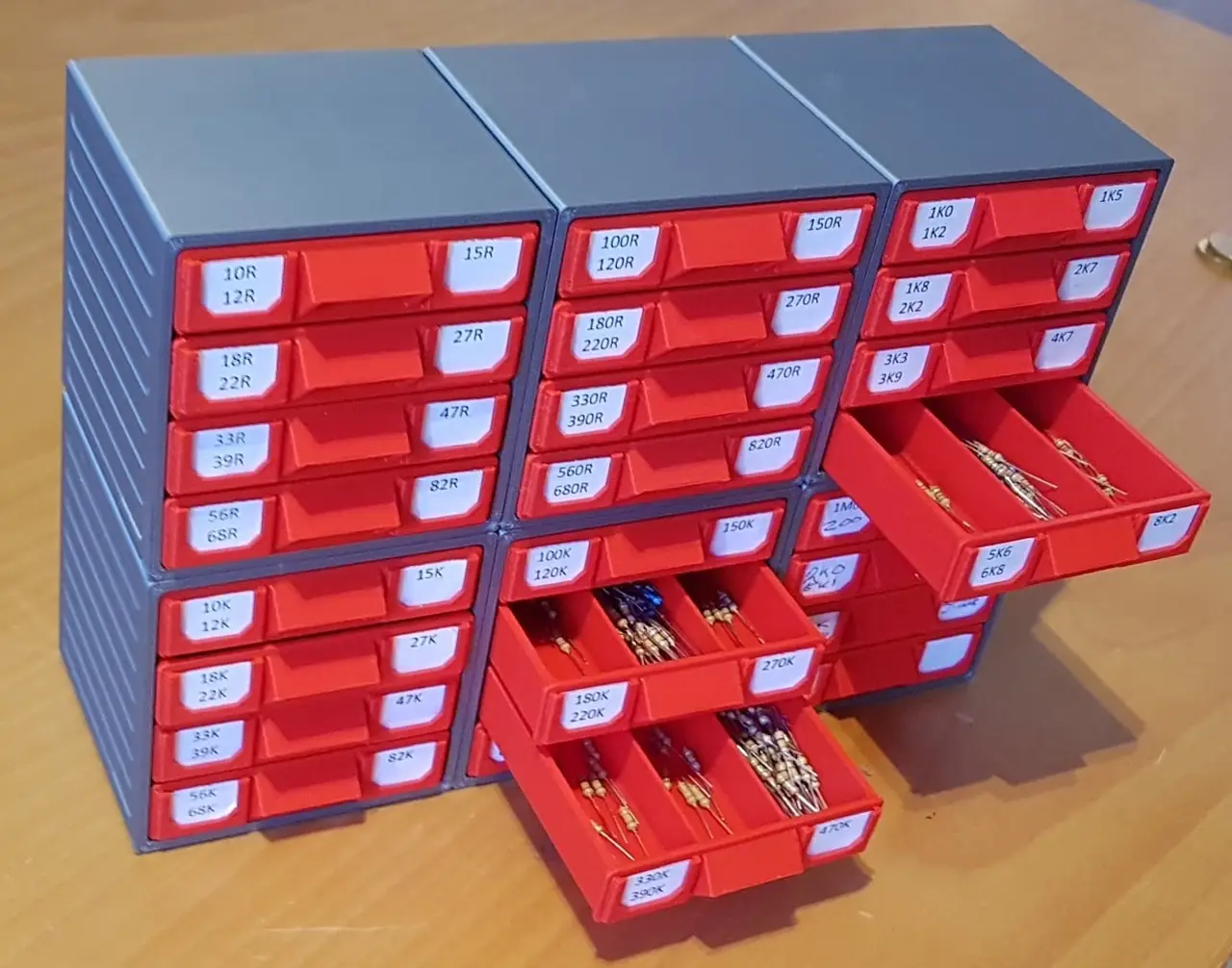 Resistor Box [Stackable & Customizable] — modelo 3D