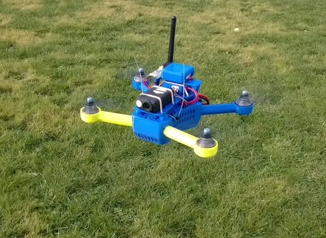 T4 Quadcopter Mini 250 Drone (5 inch props) — modelo 3D