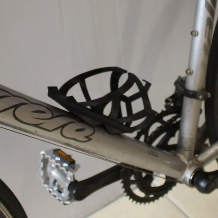Light Bottle Holder for Bike — modelo 3D