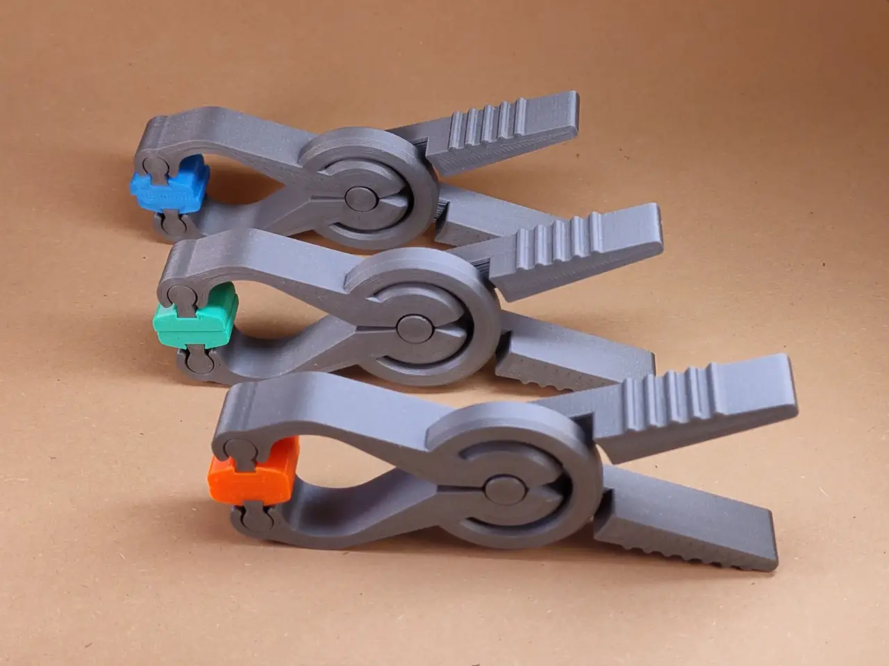 Flexible clamp — modelo 3D