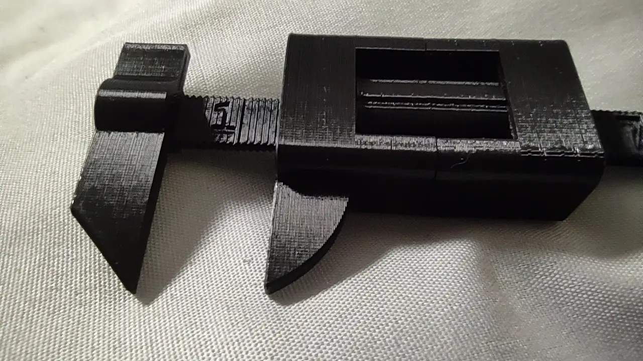 A simple caliper — modelo 3D
