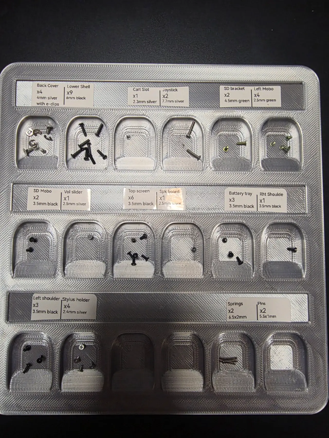 Magnetic screw tray and organiser for electronics repair - optimised for 3DS — modelo 3D