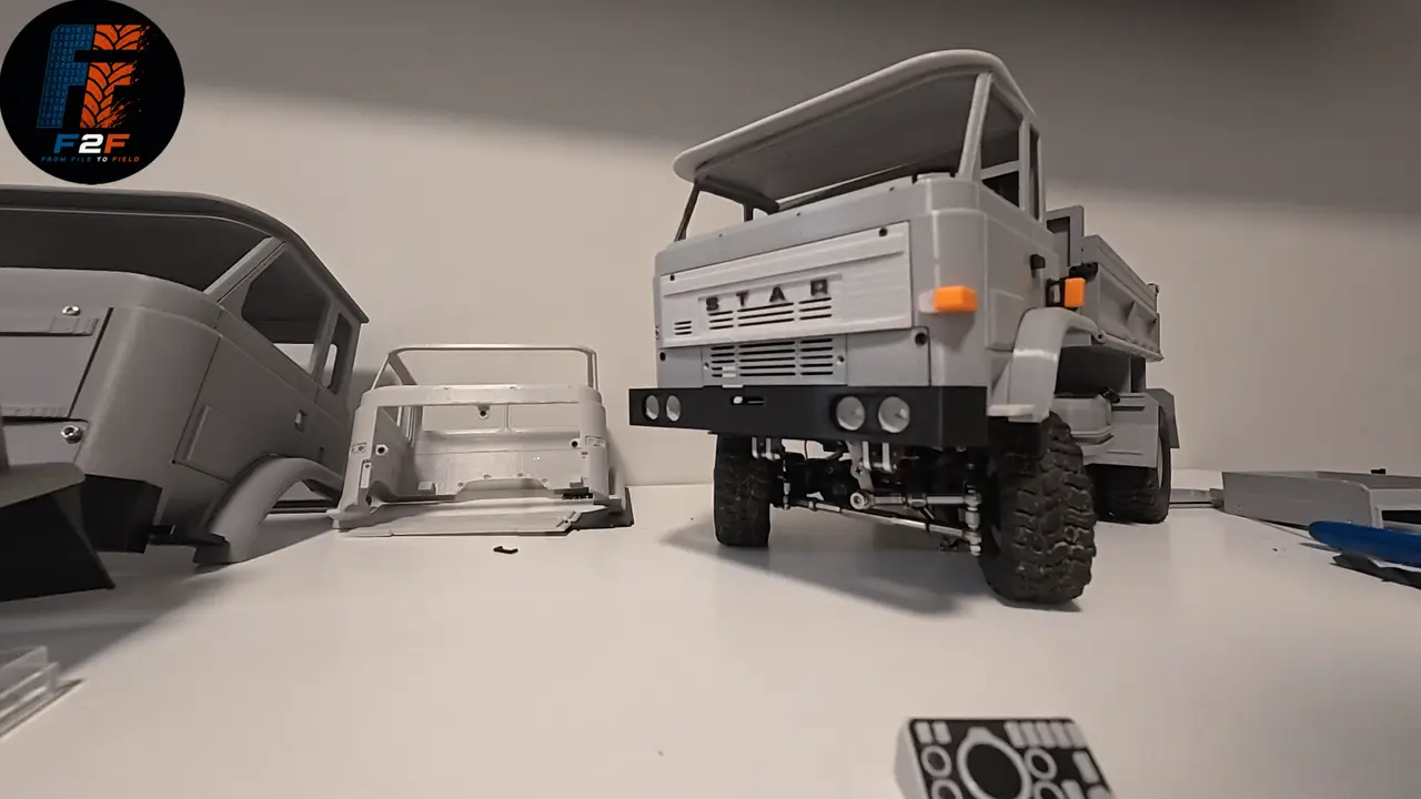 Star 244 RC 1:16 – Cab Assembly + 3D Printable Files — modelo 3D