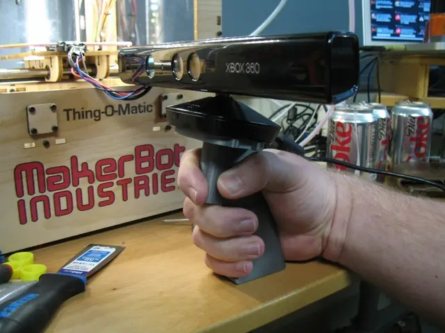The Hammerhead - Handheld Kinect Grip — modelo 3D