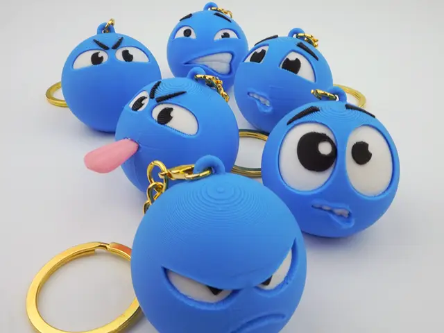 小蓝脸表情包钥匙扣 蓝脸emoji 小蓝豆表情包 — modelo 3D