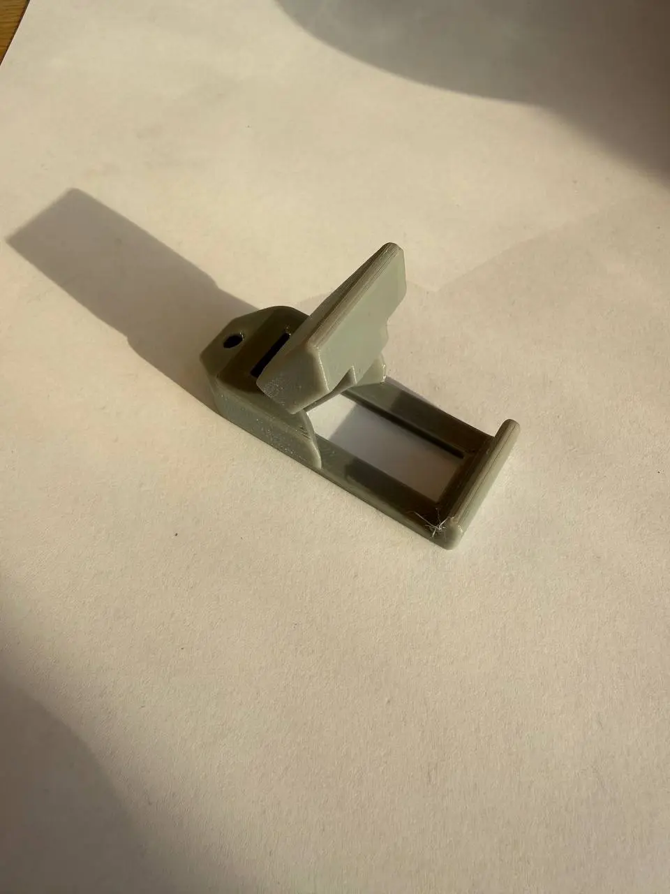 Compact Folding Phone Stand — modelo 3D