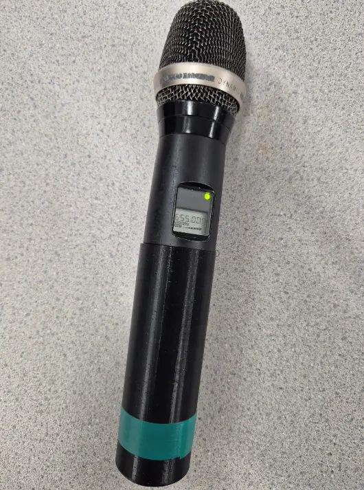 AKG HT4500 microphone sleeve — modelo 3D